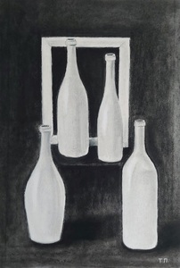 Натюрморт с белыми бутылками