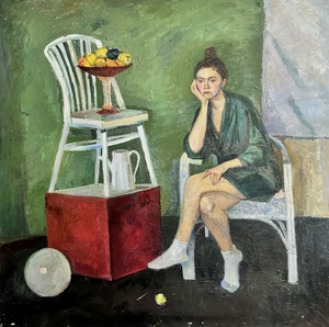 Девушка на зеленом фоне